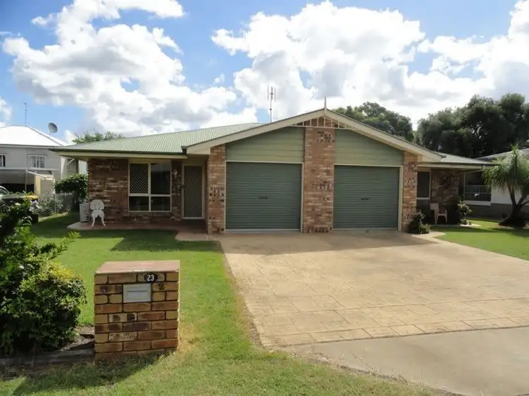 2/23 Birkett Street, Chinchilla QLD 4413
