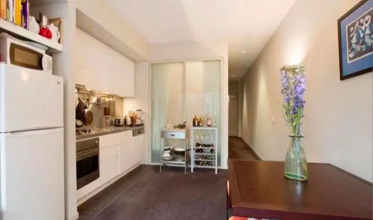 Third view of Homely apartment listing, P06K/211 Powlett St, East Melbourne VIC 3002