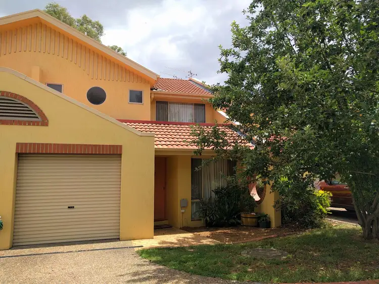 4/10 Federal Highway, Watson ACT 2602