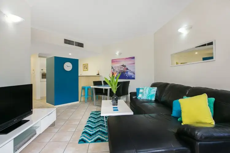 11/34-40 Lily Street, Cairns North QLD 4870