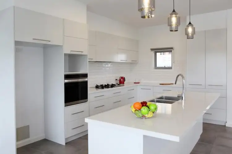 Fifth view of Homely townhouse listing, 2/37 Japan St, Warrnambool VIC 3280