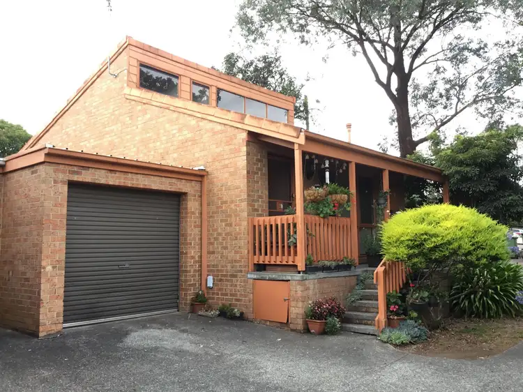 1/81 Hewish Rd, Croydon VIC 3136