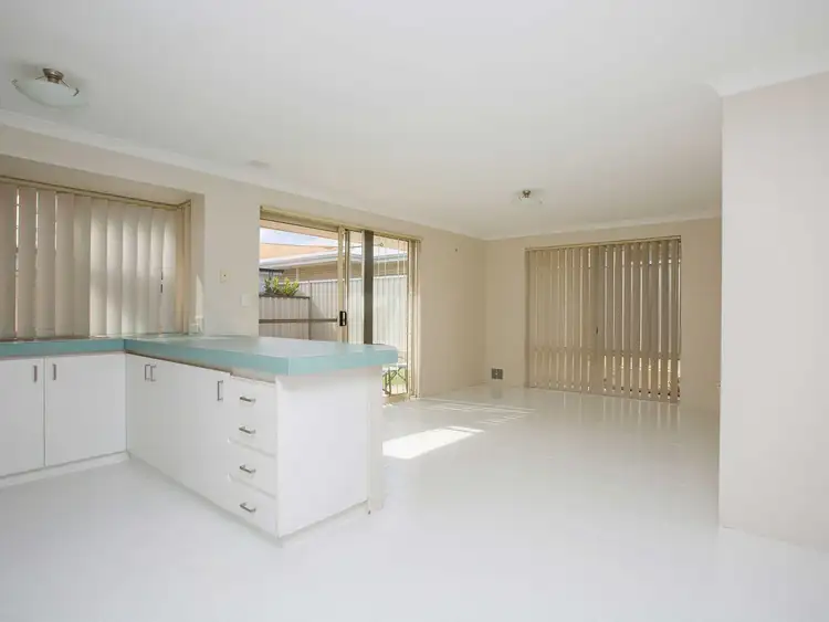 Seventh view of Homely unit listing, 2/38 Moore Street, Bunbury WA 6230