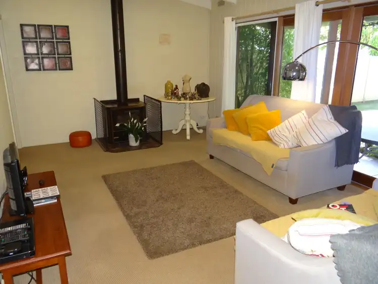 Second view of Homely house listing, 10 Alrima Court, Bright VIC 3741