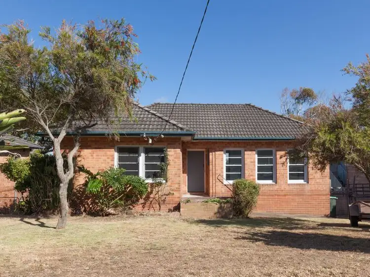 24 Light Street, Bar Beach NSW 2300
