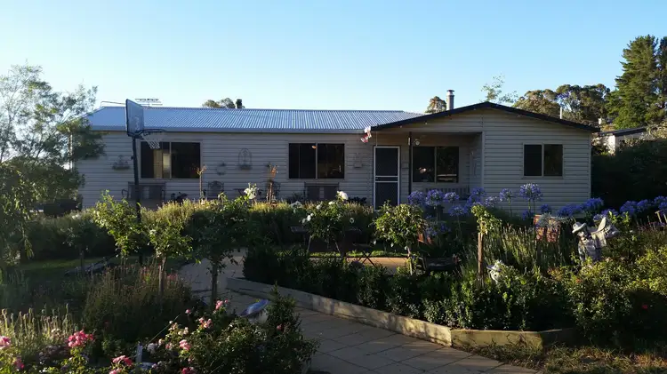 263 Archer Rd, Orange NSW 2800