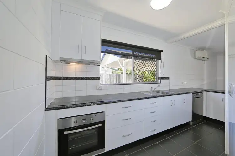 8 Schoch Street, Avenell Heights QLD 4670