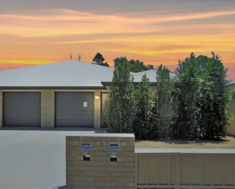 2/18 Claydon Street, Chinchilla QLD 4413
