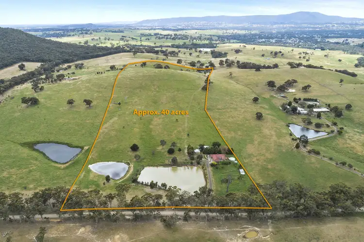 280 JEFFREYS LANE, Broadford VIC 3658