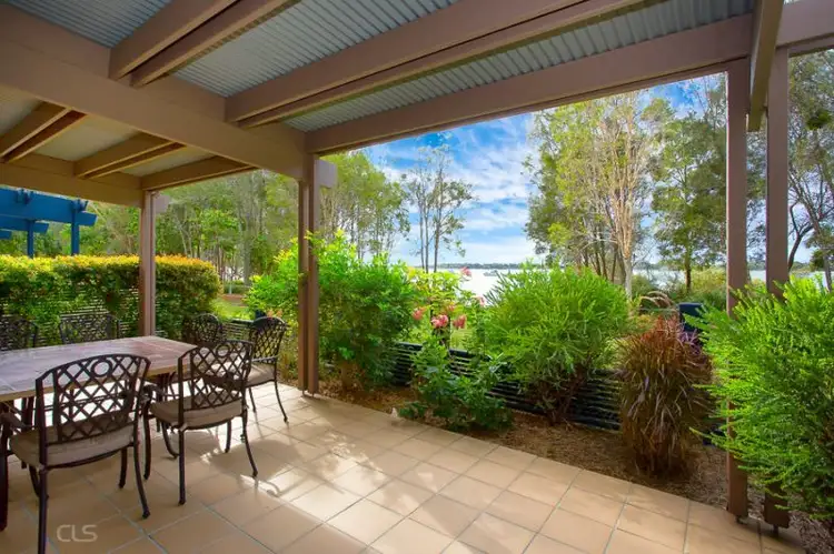 117/8 Spinnaker, Sandstone Point QLD 4511
