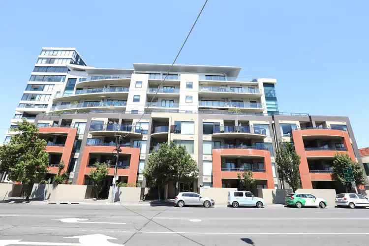 5 Alma Road