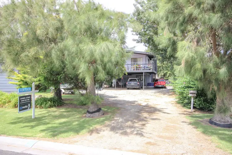 19 Greenwich Grange, Coronet Bay VIC 3984