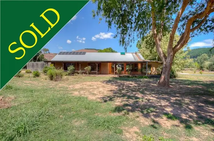 3 Tewksbury Court, Porepunkah VIC 3740