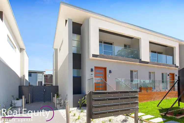 3/66-70 Ikara Crescent, Moorebank NSW 2170