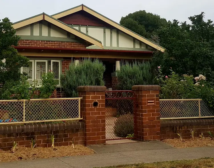 5 Lindsay Street, Blayney NSW 2799
