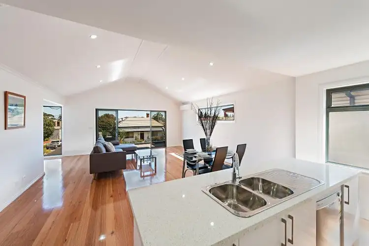 1/113 Albion Street, Brunswick VIC 3056