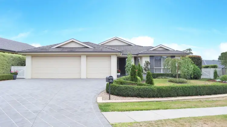 9 Kingsbury Circuit, Bowral NSW 2576