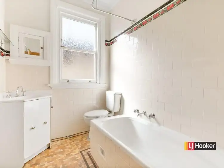 Sixth view of Homely apartment listing, 4/352 Livingstone Road, Marrickville NSW 2204