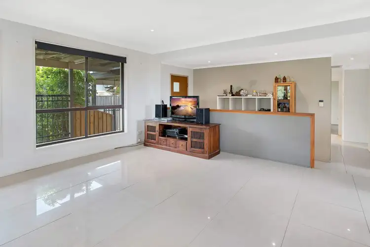 Fourth view of Homely house listing, 5 Cambridge Court, Carrara QLD 4211