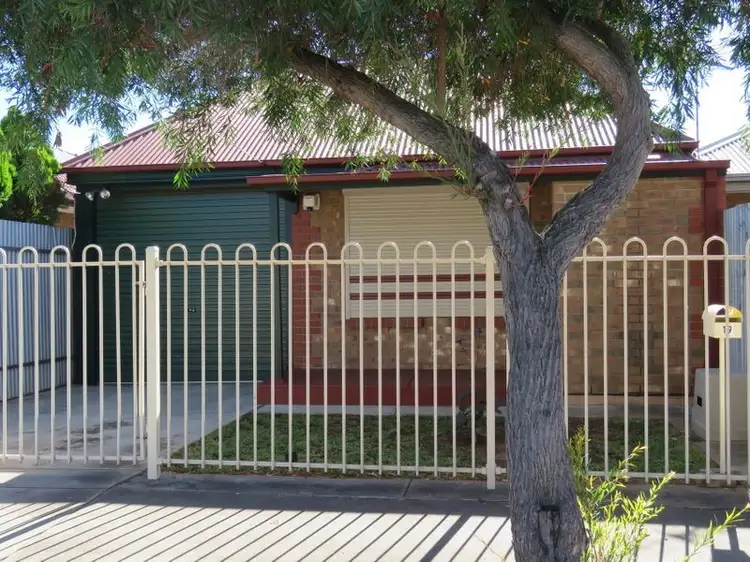 19 Langham Place, Port Adelaide SA 5015