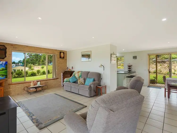 Fifth view of Homely house listing, 1 Oakleaf Place, Millingandi NSW 2549