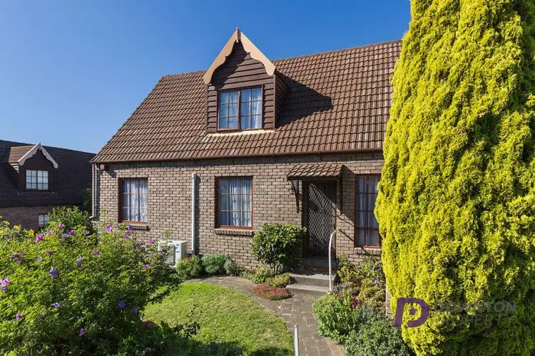 2/4 Boa Vista Road, New Town TAS 7008