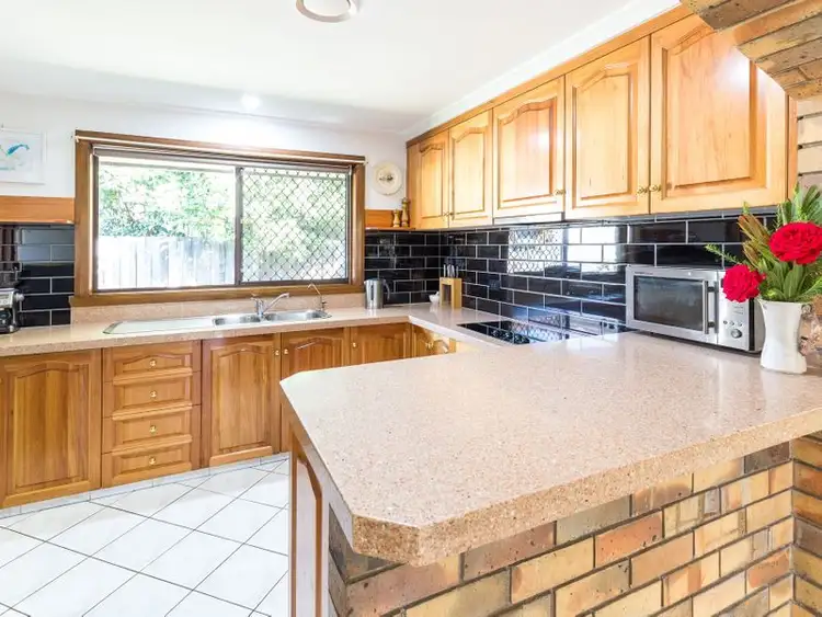 Fifth view of Homely house listing, 2 Boronia Crescent, Traralgon VIC 3844