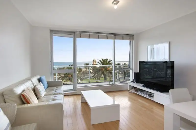 Main view of Homely apartment listing, 21/4 Alfred Sq, St Kilda VIC 3182