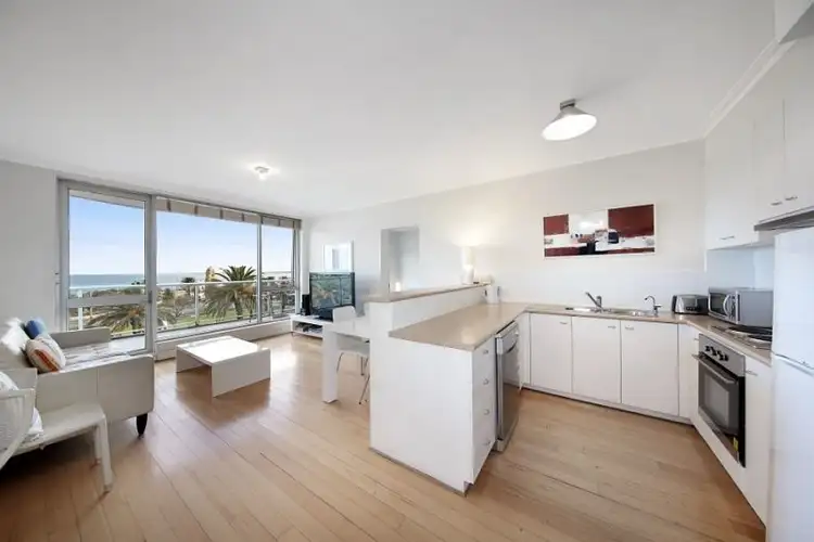 Fourth view of Homely apartment listing, 21/4 Alfred Sq, St Kilda VIC 3182