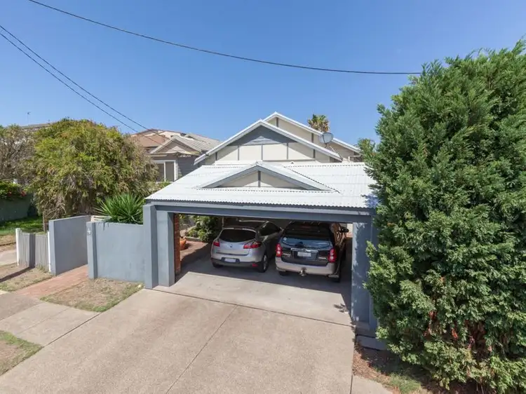 4 Rowlands Street, Merewether NSW 2291