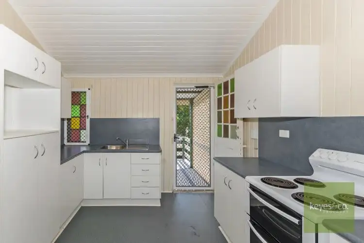 Second view of Homely semi-detached listing, 33 Bundock Street, Belgian Gardens QLD 4810