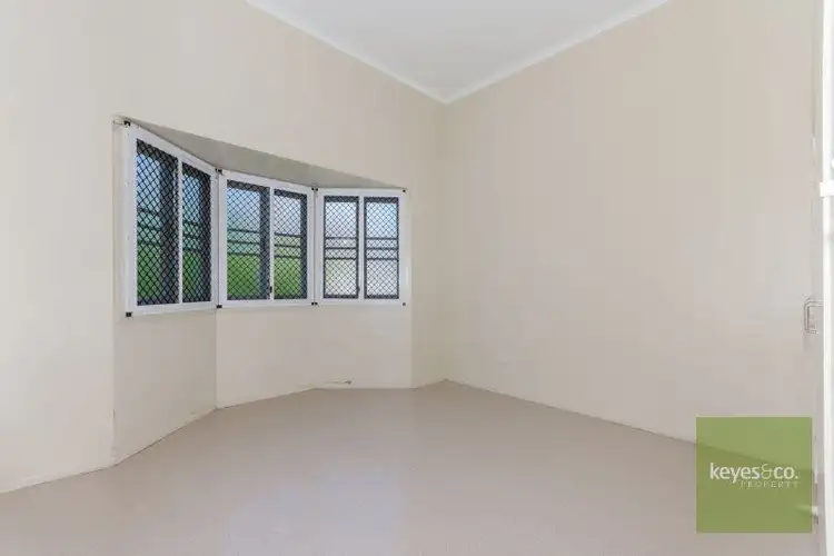 Sixth view of Homely semi-detached listing, 33 Bundock Street, Belgian Gardens QLD 4810