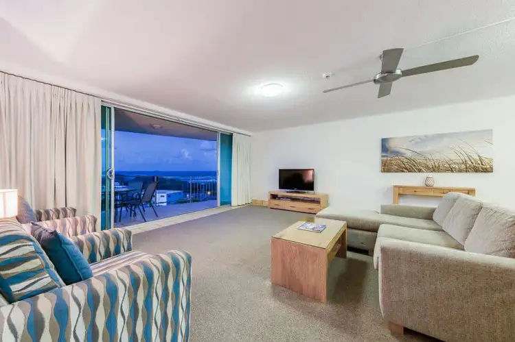 32/19 Memorial Avenue, Maroochydore QLD 4558