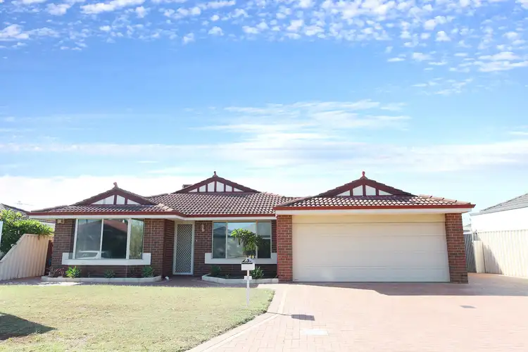 4 Warnt Court, South Guildford WA 6055
