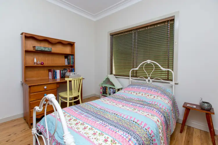 Sixth view of Homely house listing, 10 The Boulevarde, Kooringal NSW 2650
