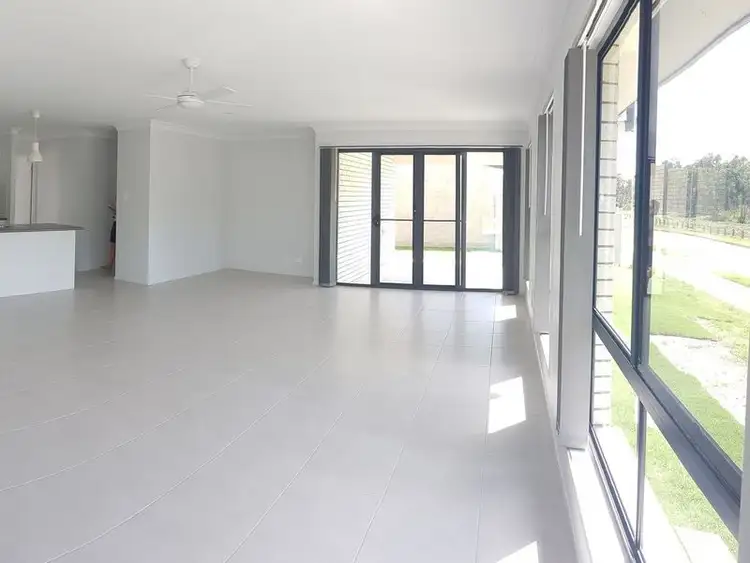 87 Cod Circuit, Bongaree QLD 4507
