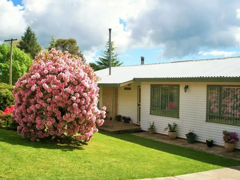 Main view of Homely house listing, 2 Crofton Avenue, Batlow NSW 2730