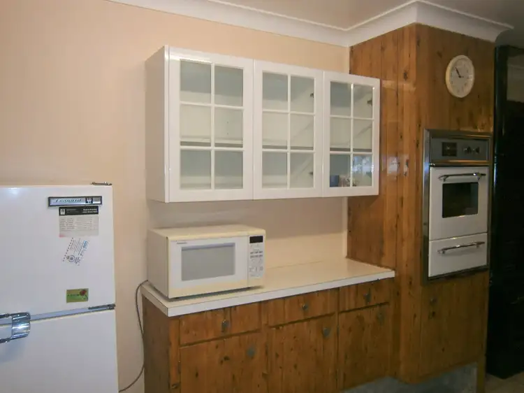 Sixth view of Homely house listing, 2 Crofton Avenue, Batlow NSW 2730