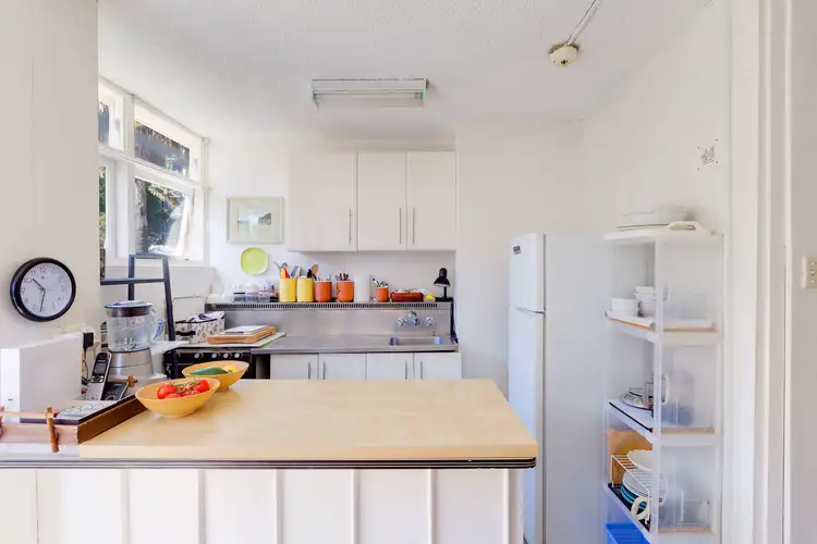 Second view of Homely studio listing, 45/5-7 Esplanade, Elizabeth Bay NSW 2011