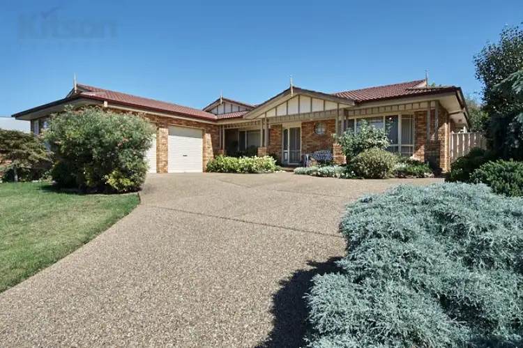 14 O'Hara Place, Kooringal NSW 2650