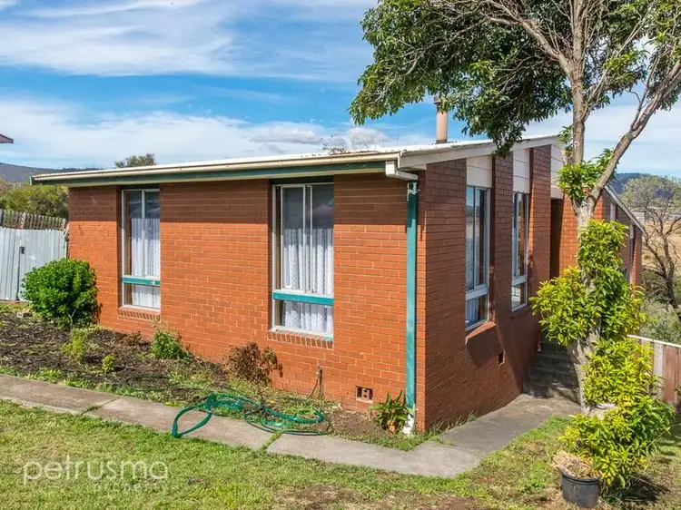 53 Calvert Crescent, Herdsmans Cove TAS 7030