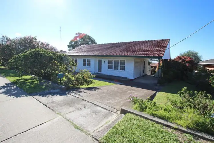 4 Massey Close, Elermore Vale NSW 2287