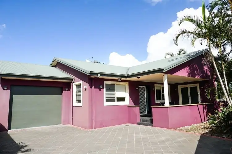2/15B Shores Drive, Yamba NSW 2464