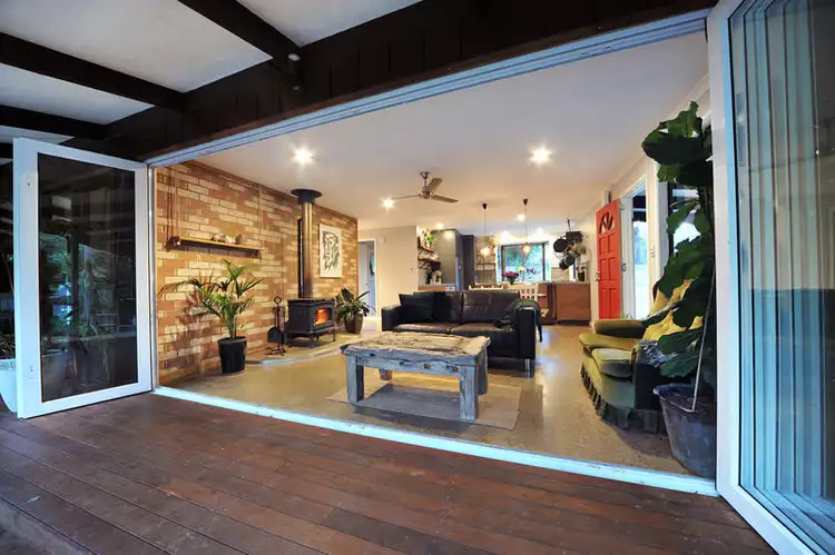 38 Kinabalu drive, Tamborine Mountain QLD 4272