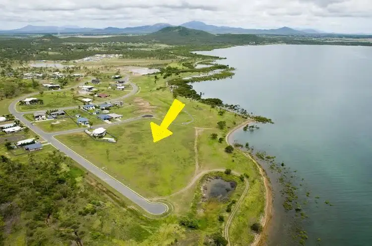 12 Bayside Crt, Bowen QLD 4805
