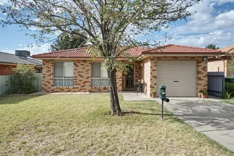 22 Girraween Mews, Glenfield Park NSW 2650