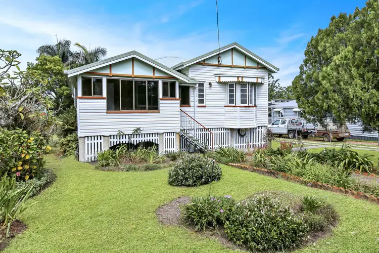 35 Poinciana Avenue, Tewantin QLD 4565