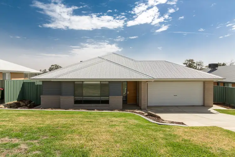 48 Paperbark Drive, Forest Hill NSW 2651