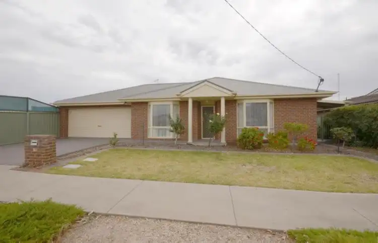 Main view of Homely townhouse listing, 1a George Street, Horsham VIC 3400