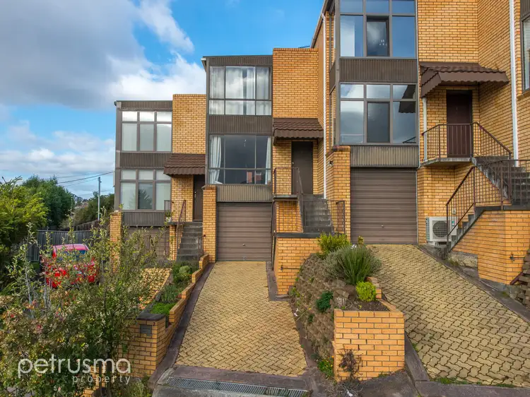 1 Cleland Court